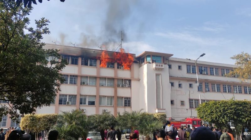 Breaking : Fire breaks out in civil secretariat Jammu