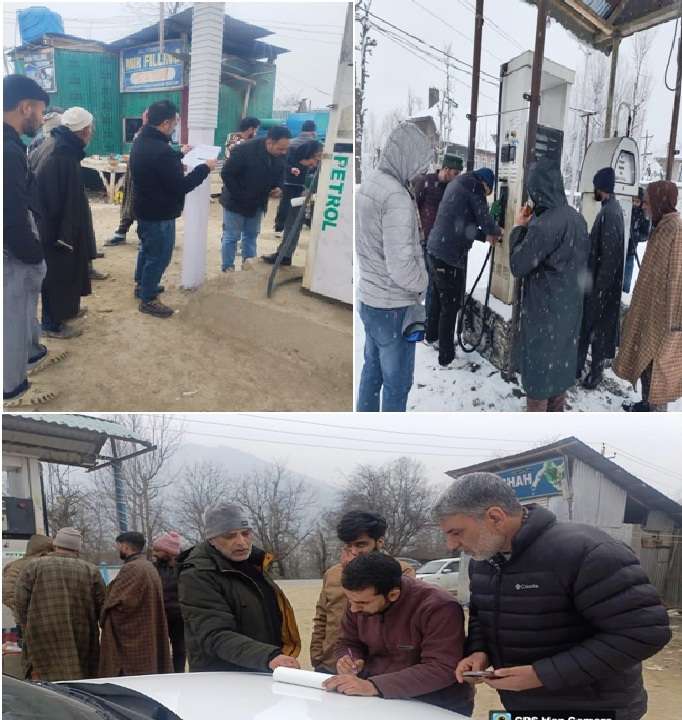 Kashmir News: LMD cracks-down on illegal petrol pumps