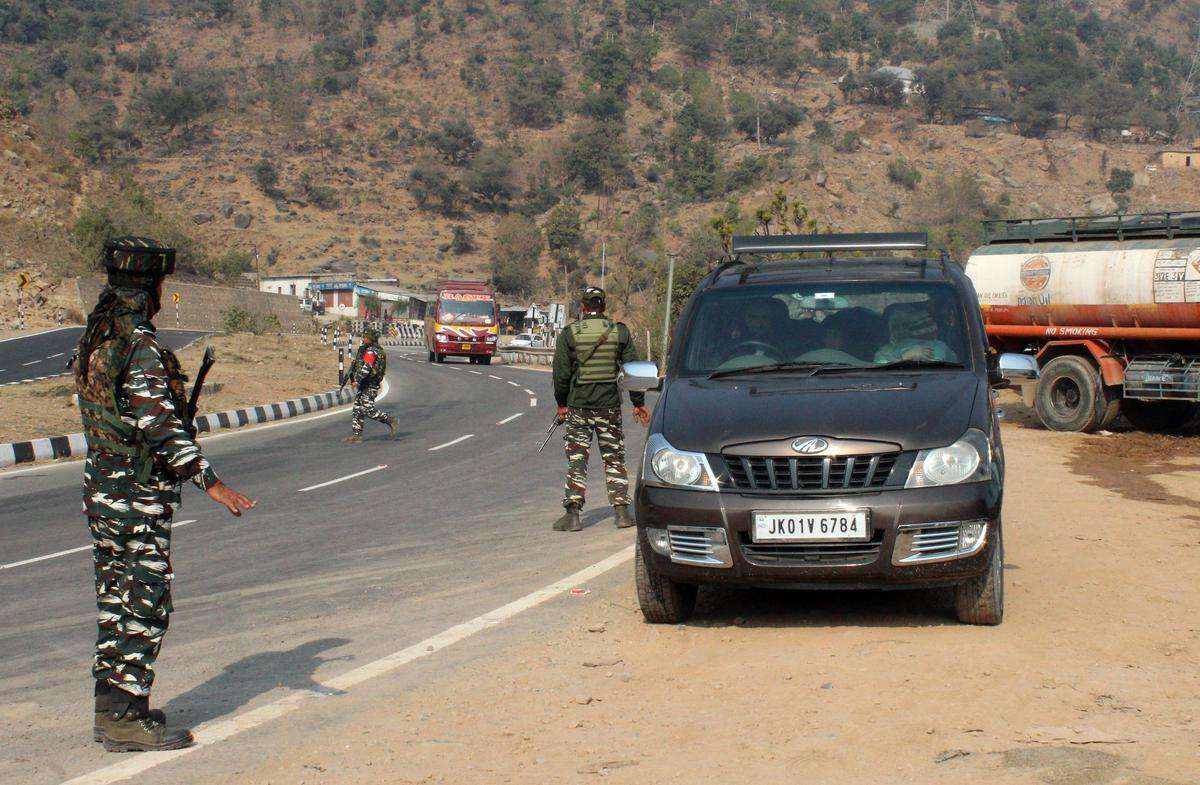Security tightened in Jammu-Srinagar highway ahead of R-Day