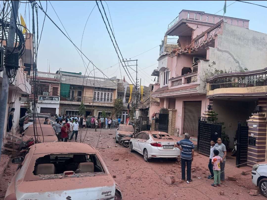 People wake up to blast-like sounds as sirens ring out in Jammu