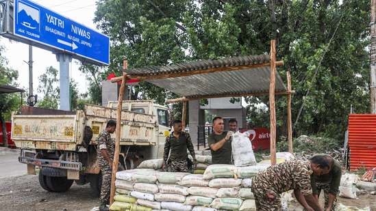Amarnath Yatra; extra checkpoints planned in Jammu