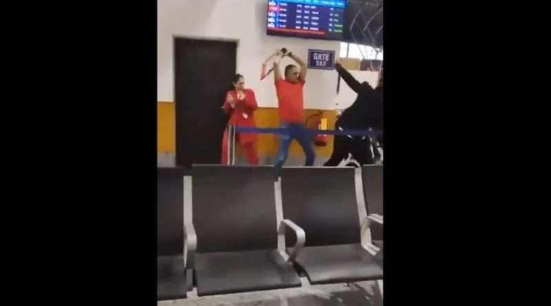 Army officer assaults SpiceJet employees over excess baggage issue at Srinagar airport: Airline