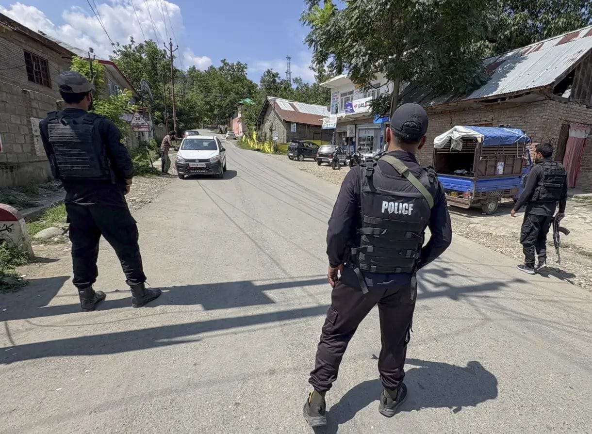 Anti-terror operation in Kulgam enters 6th day