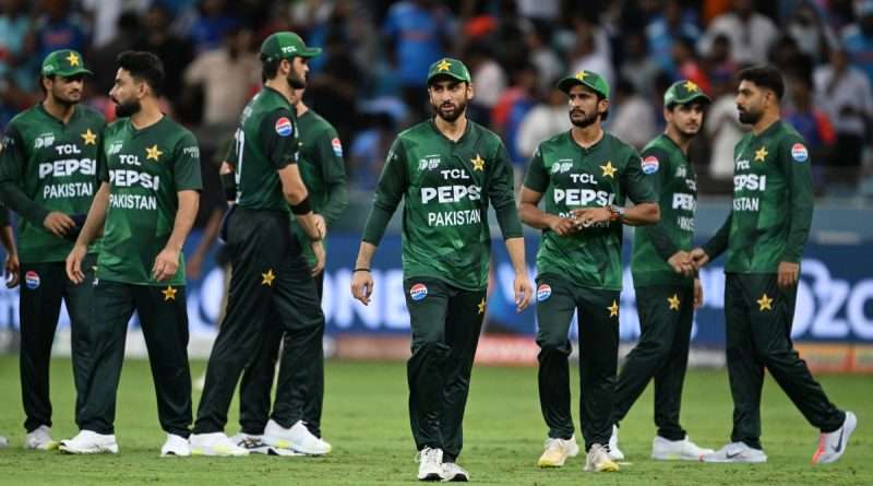 PAK vs UAE : No Handshake Controversy