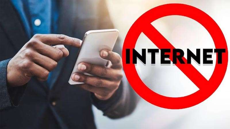 Restrictions back, mobile internet services snapped